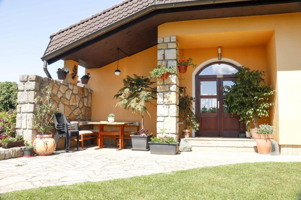 Apartman U Vagnera Dvůr Králové nad Labem Extérieur photo